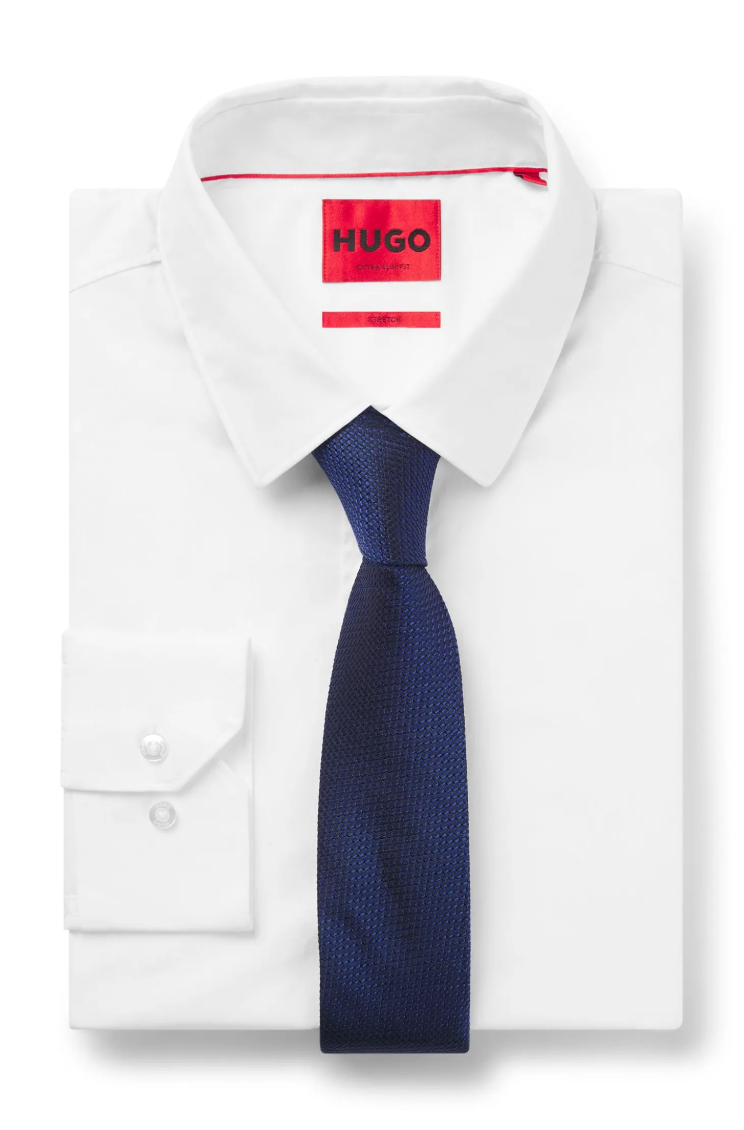 Silk tie with jacquard pattern