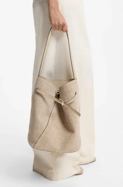 Sleek leather shoulder bag with smooth finish