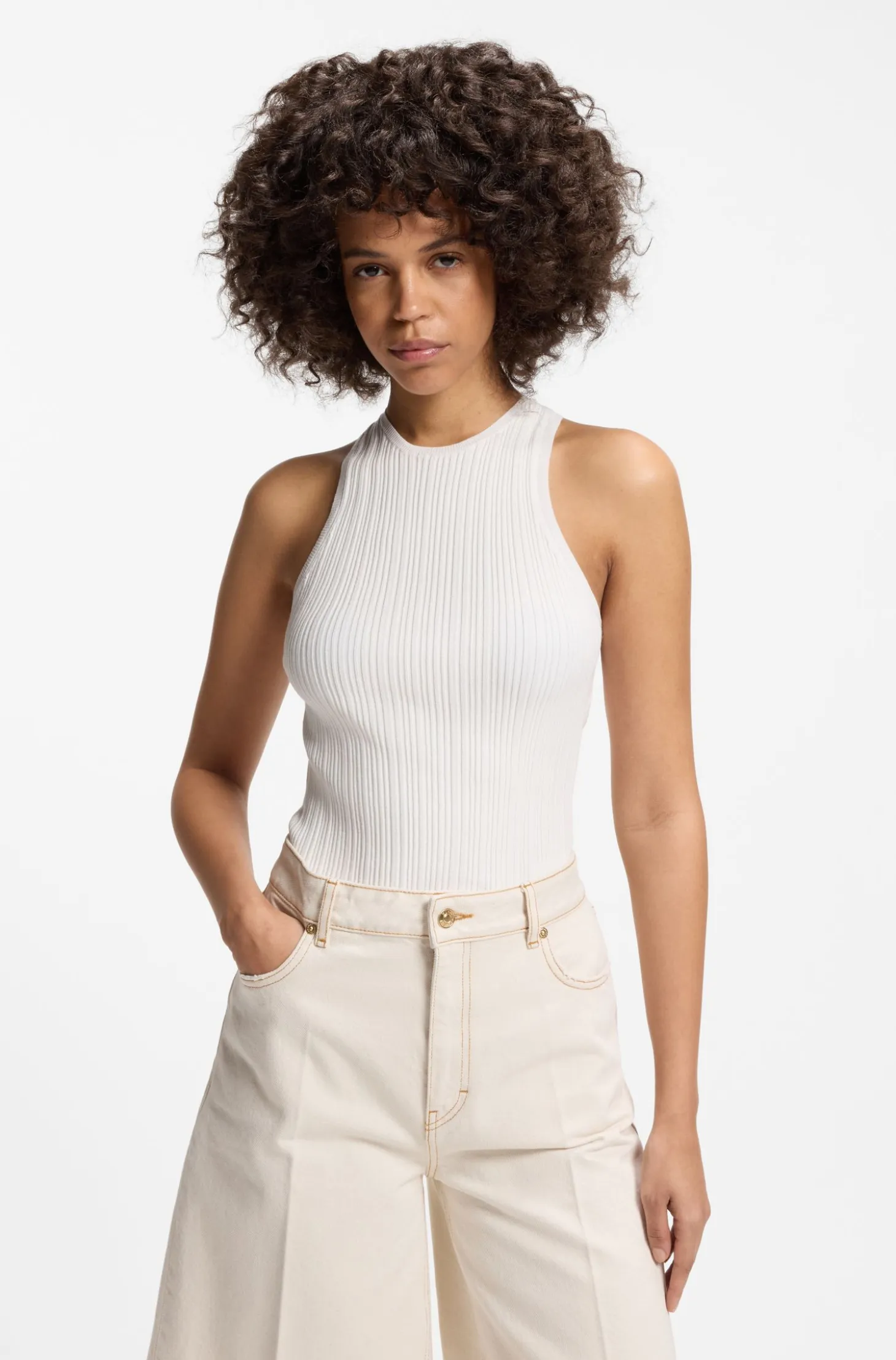 Sleeveless racer-back top in ribbed crepe fabric