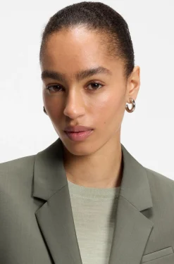 Slim-fit blazer in Italian virgin wool