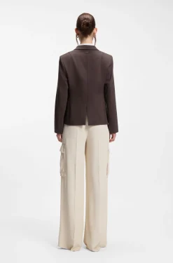 Slim-fit blazer with angled darts