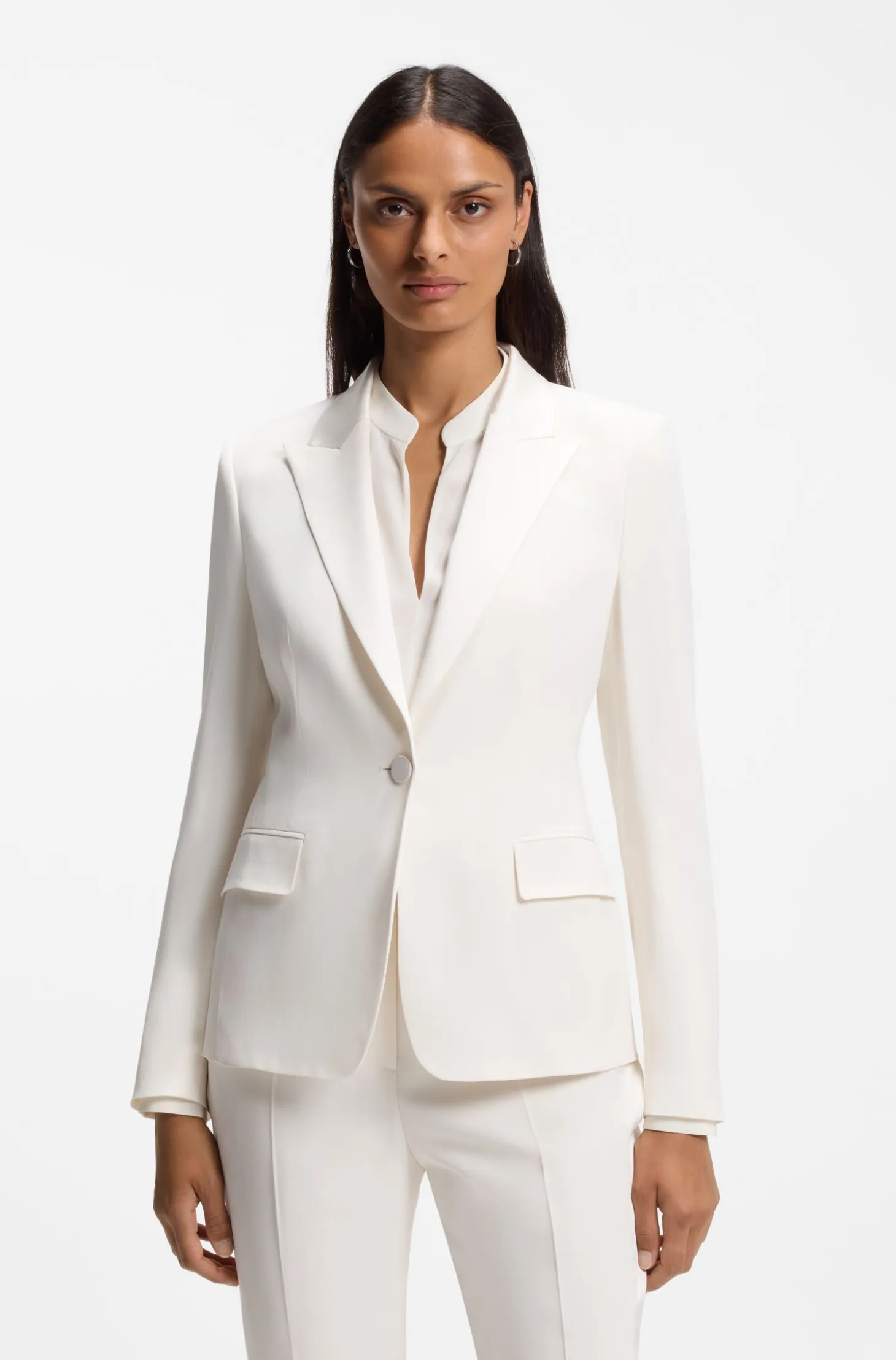 Slim-fit blazer with single-button closure