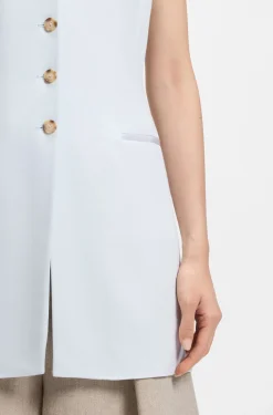 Slim-fit blazer with sleeveless styling