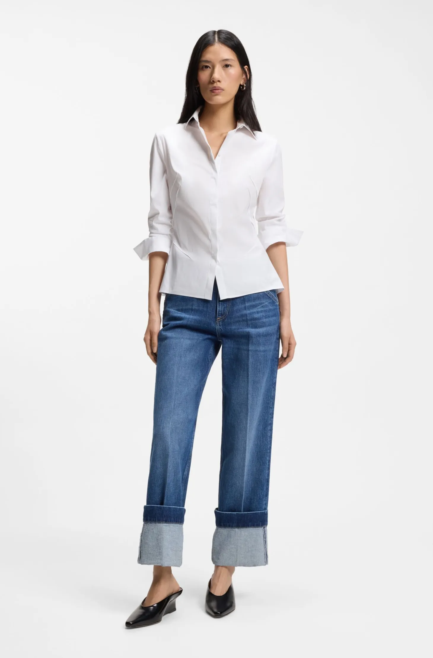 Slim-fit blouse in easy-iron cotton-blend poplin