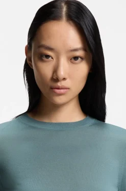 Slim-fit crew-neck sweater in merino wool