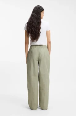 Slim-fit cropped T-shirt in stretch cotton