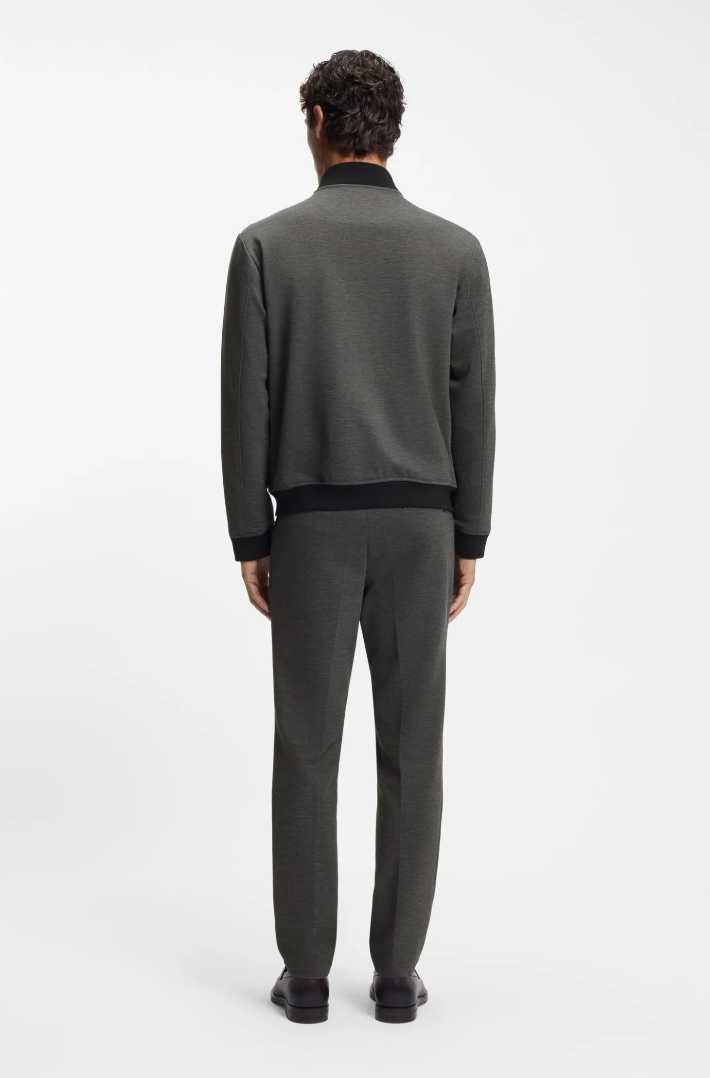 Slim-fit jacket in wrinkle-resistant fabric