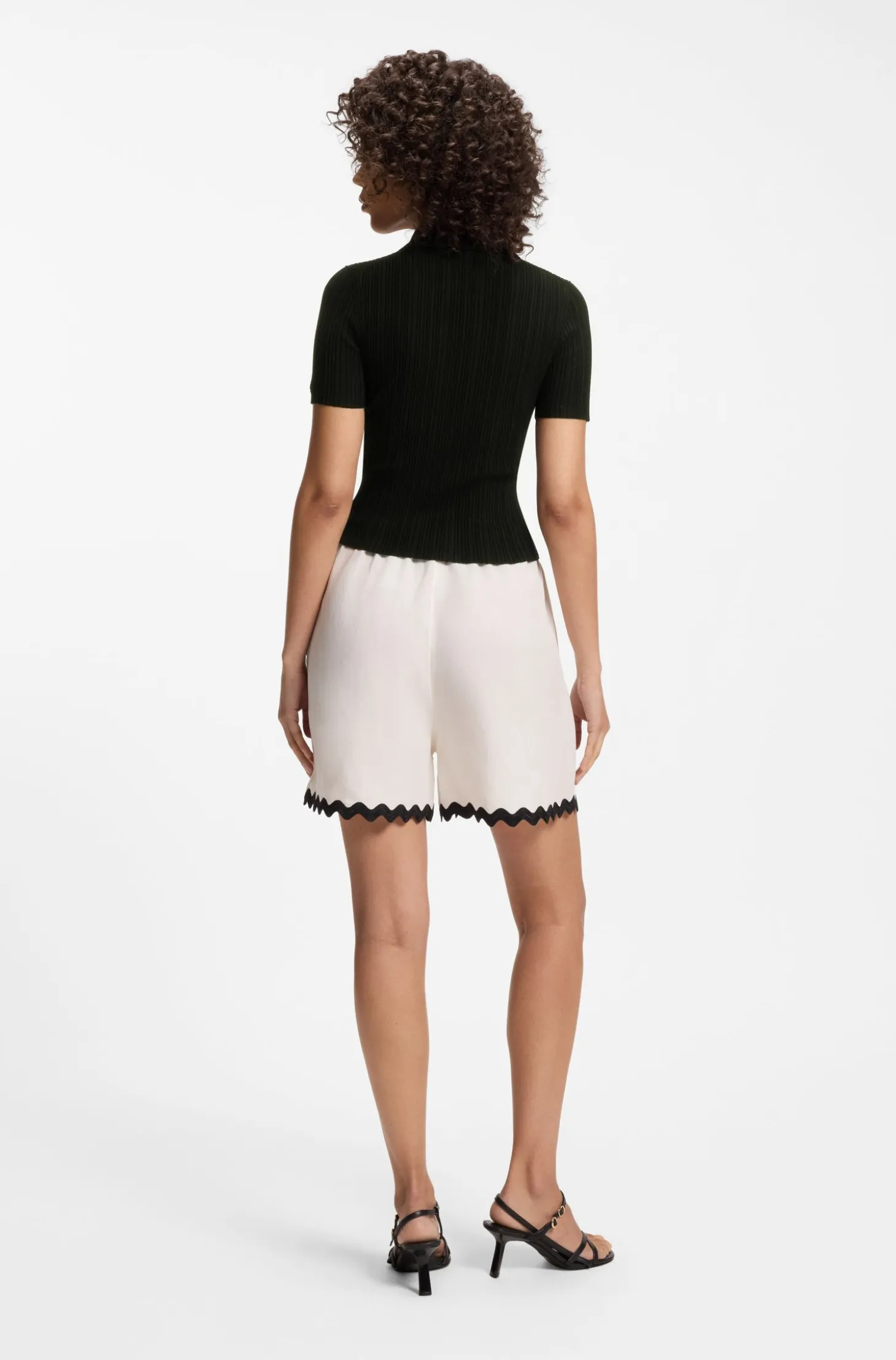 Slim-fit ribbed sweater with polo collar