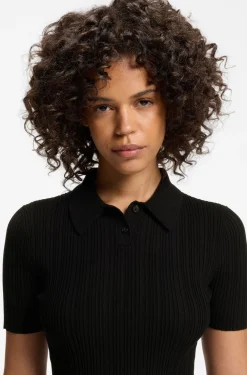 Slim-fit ribbed sweater with polo collar