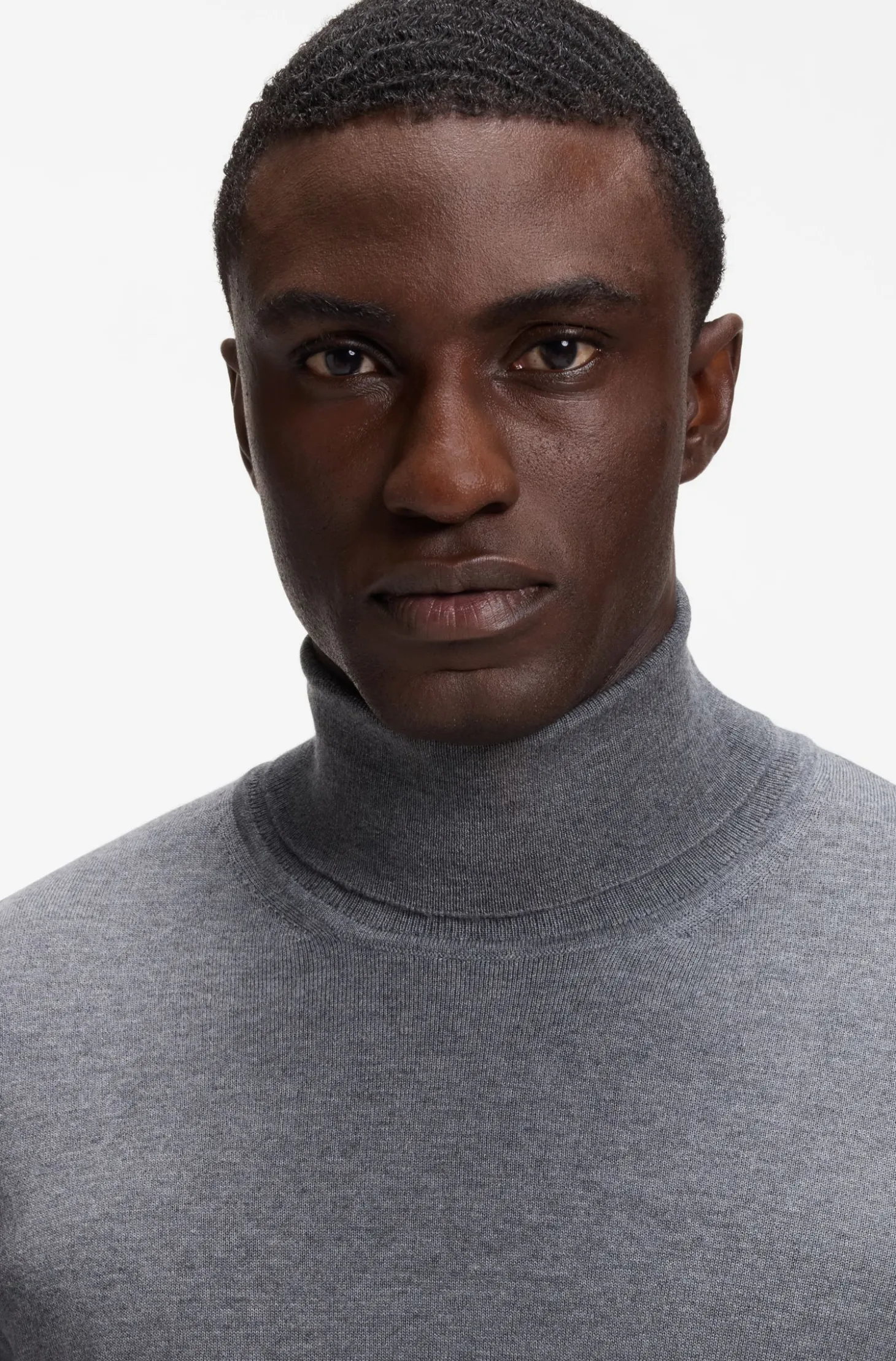 Slim-fit rollneck sweater in extra-fine merino wool