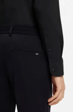 Slim-fit shirt in a performance-stretch cotton blend