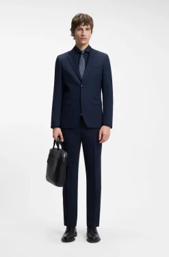 Slim-fit shirt in cotton with spread collar