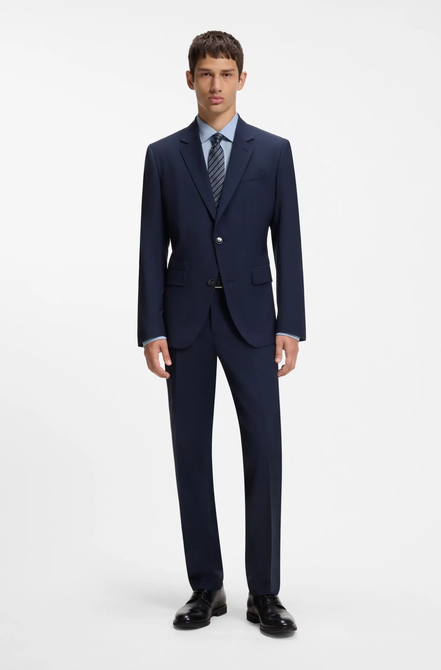 Slim-fit shirt in easy-iron cotton poplin