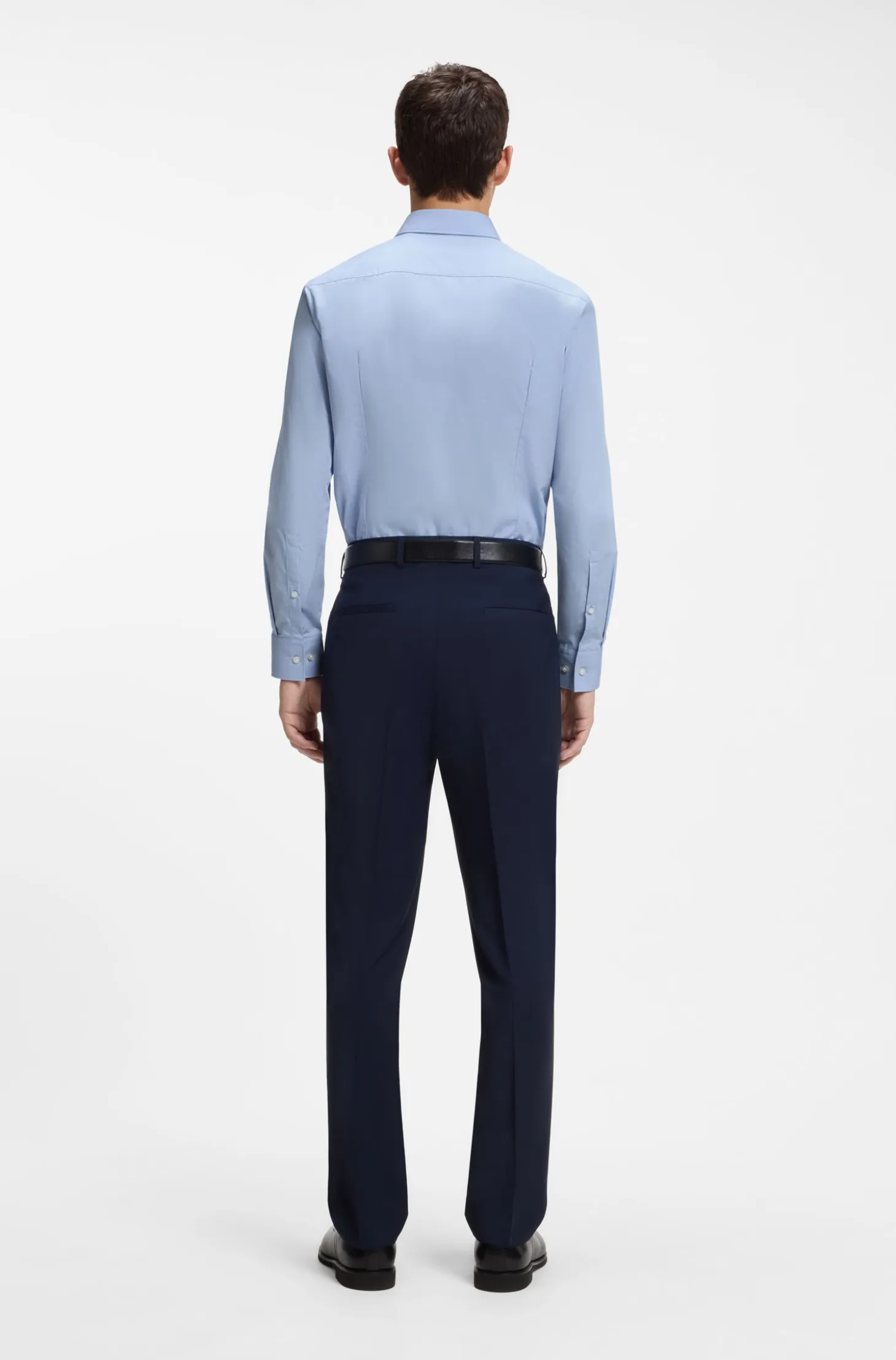 Slim-fit shirt in easy-iron cotton poplin