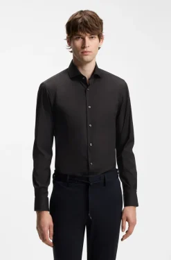 Slim-fit shirt in easy-iron cotton-blend poplin