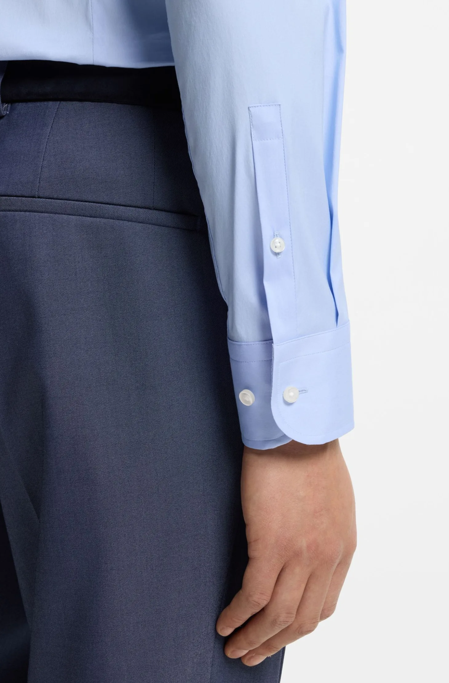 Slim-fit shirt in easy-iron cotton-blend poplin