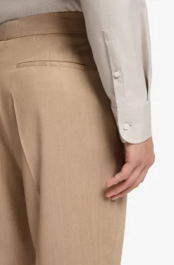 Slim-fit shirt in easy-iron cotton twill