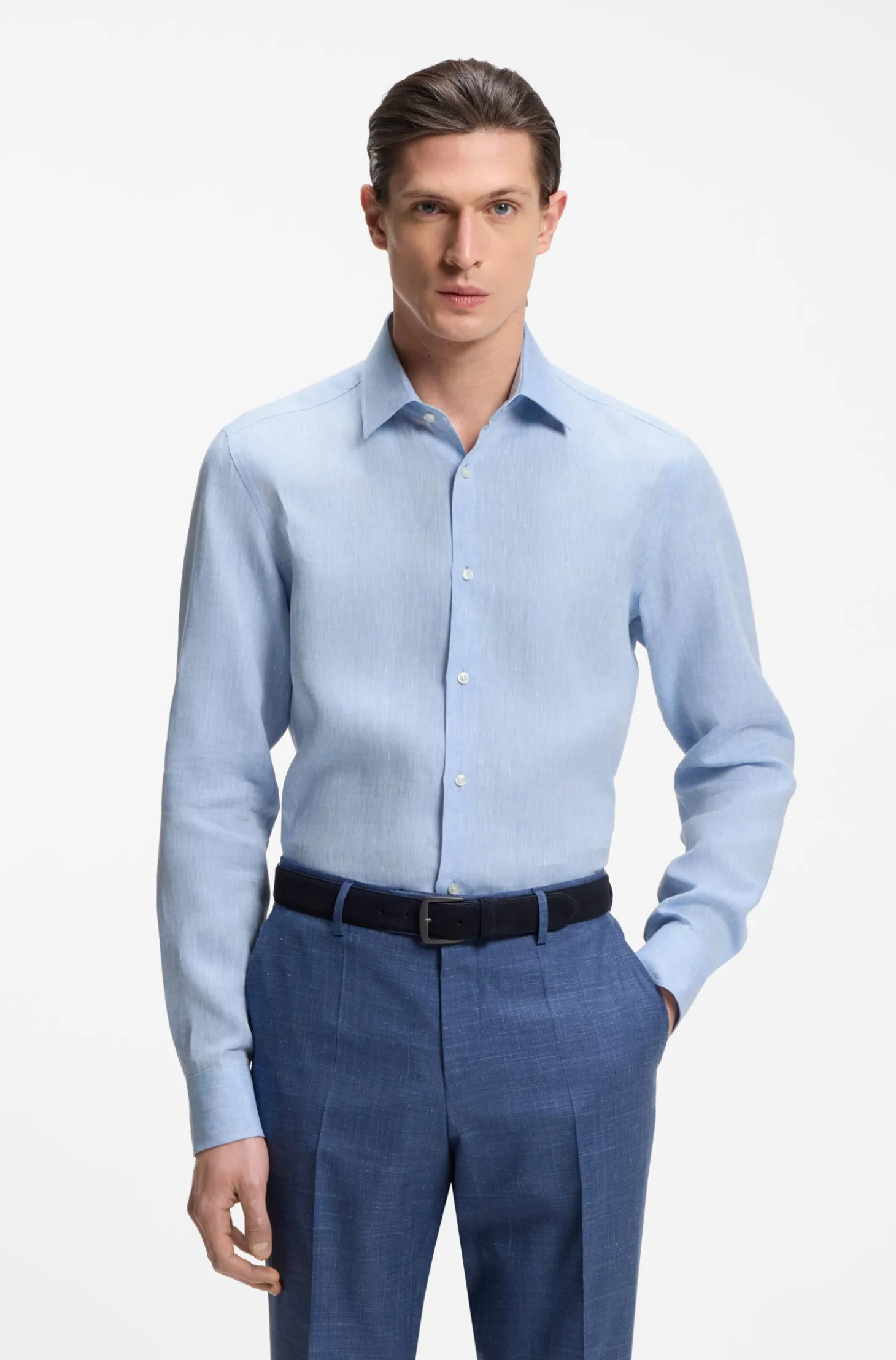 Slim-fit shirt in Italian-made linen
