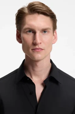 Slim-fit shirt in performance-stretch jersey