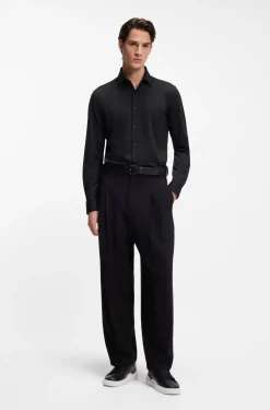 Slim-fit shirt in performance-stretch jersey