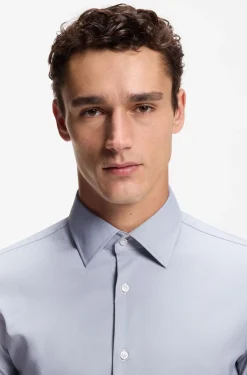 Slim-fit shirt in performance-stretch twill