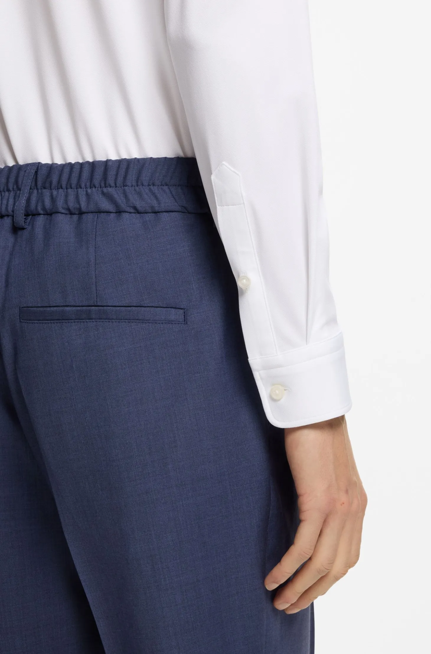 Slim-fit shirt in structured performance-stretch fabric