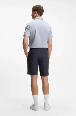 Slim-fit shorts in water-repellent stretch fabric