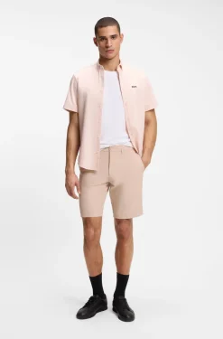 Slim-fit shorts in water-repellent stretch fabric