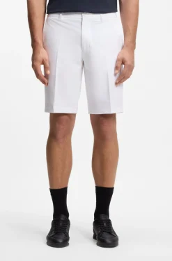 Slim-fit shorts in water-repellent stretch fabric