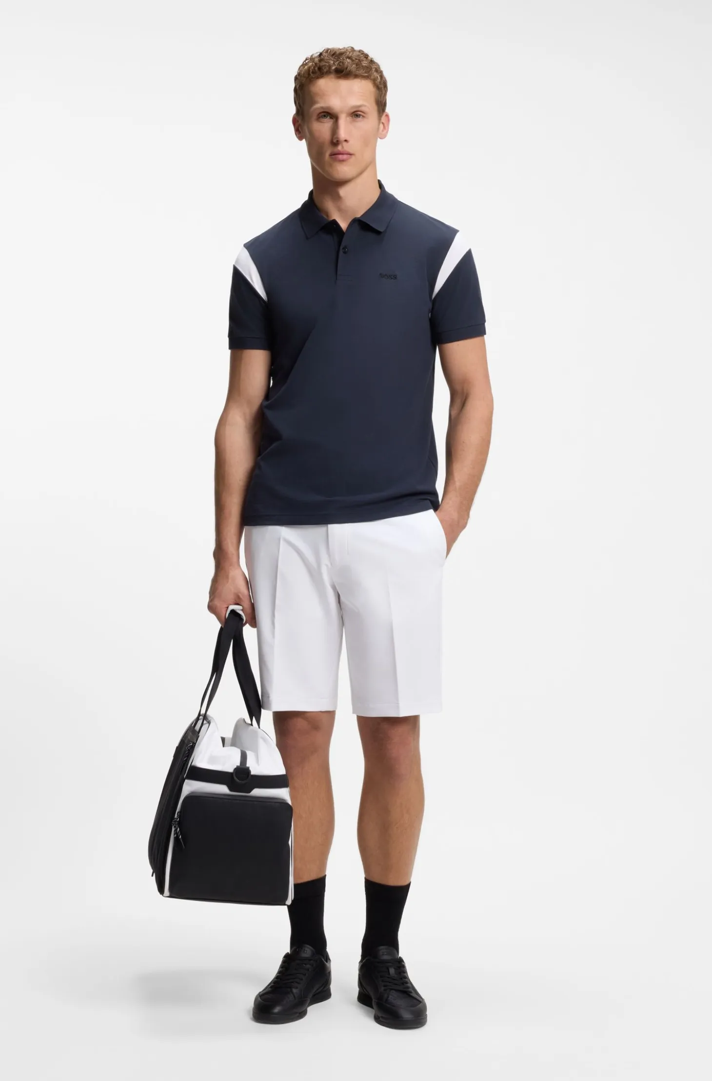 Slim-fit shorts in water-repellent stretch fabric