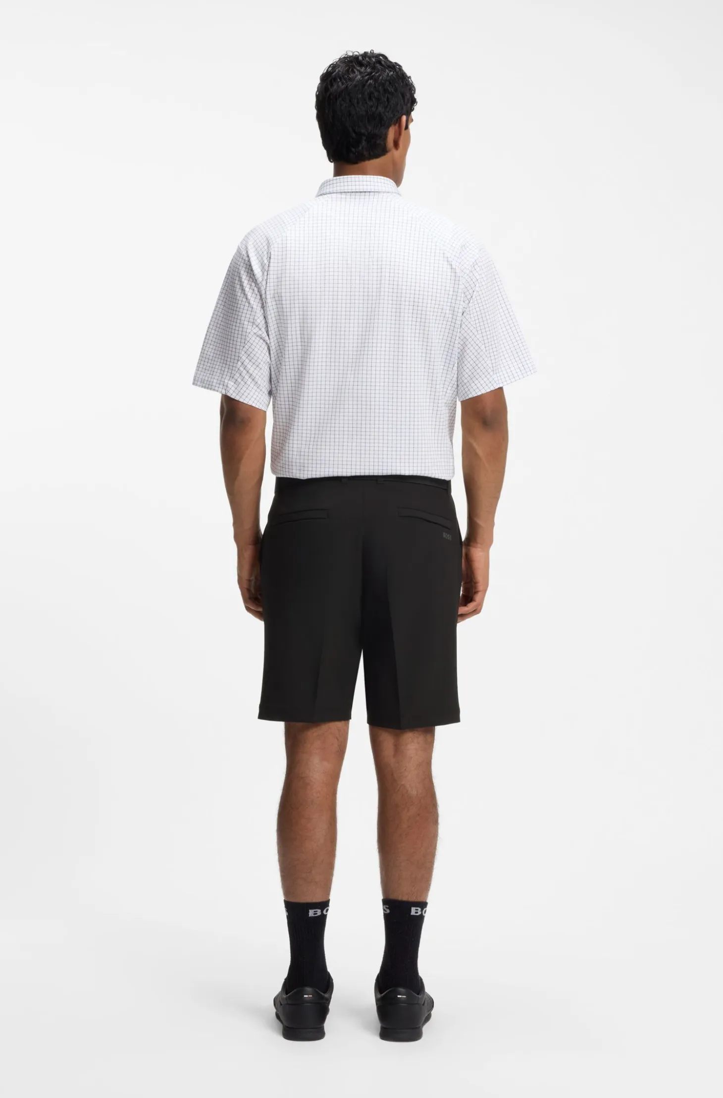 Slim-fit shorts in water-repellent stretch fabric