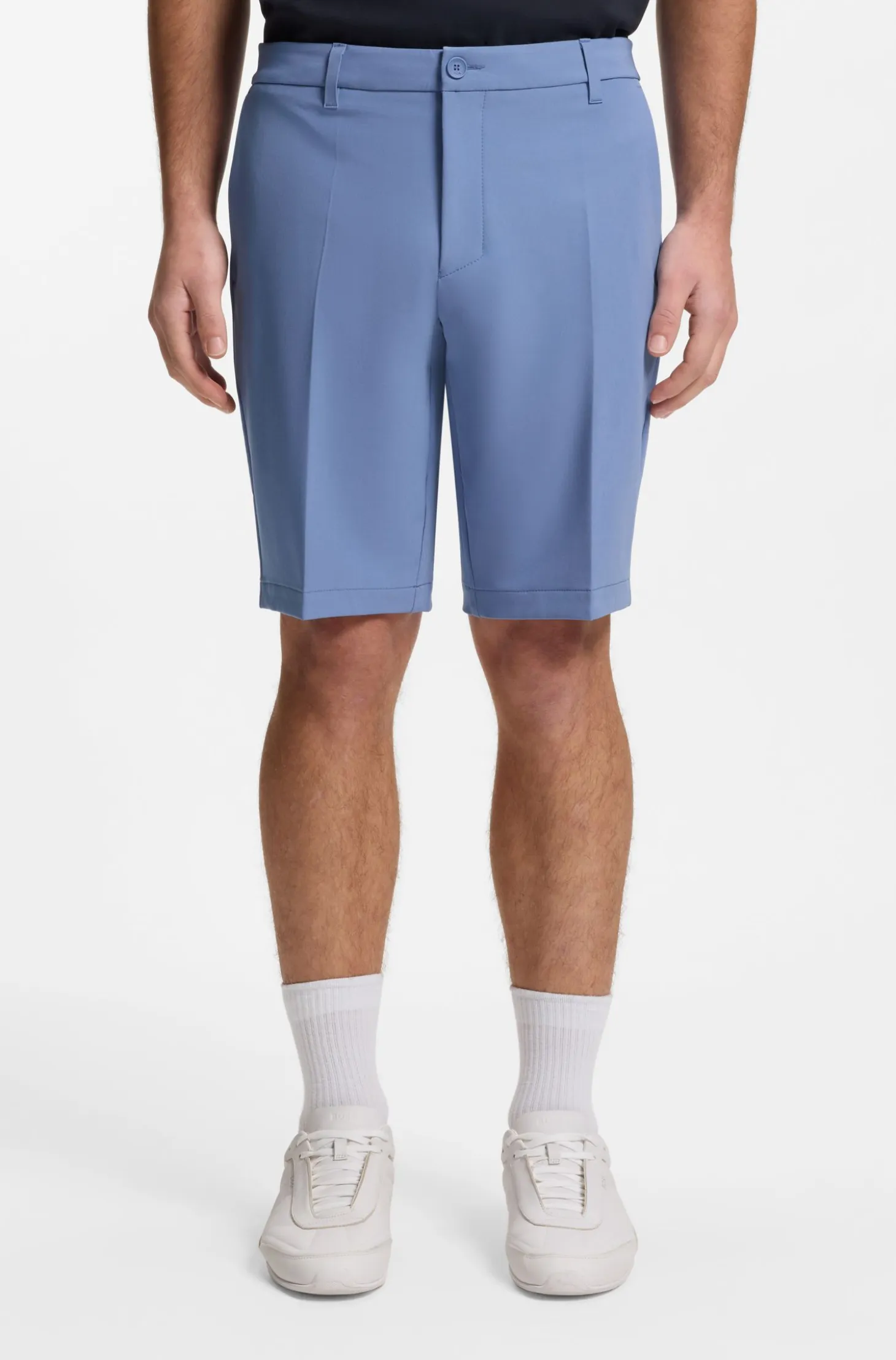 Slim-fit shorts in water-repellent stretch fabric