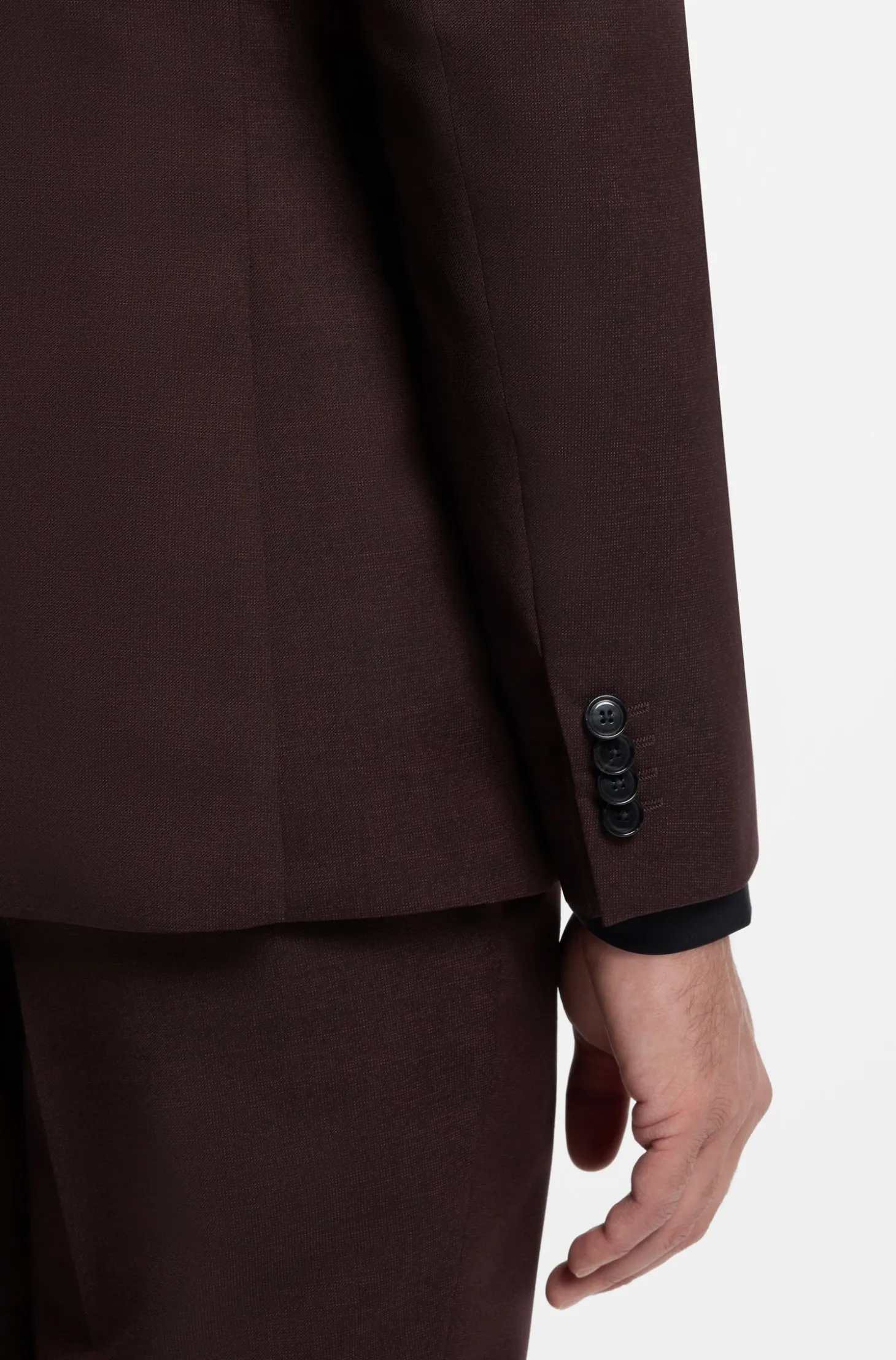 Slim-fit suit in micro-patterned virgin wool
