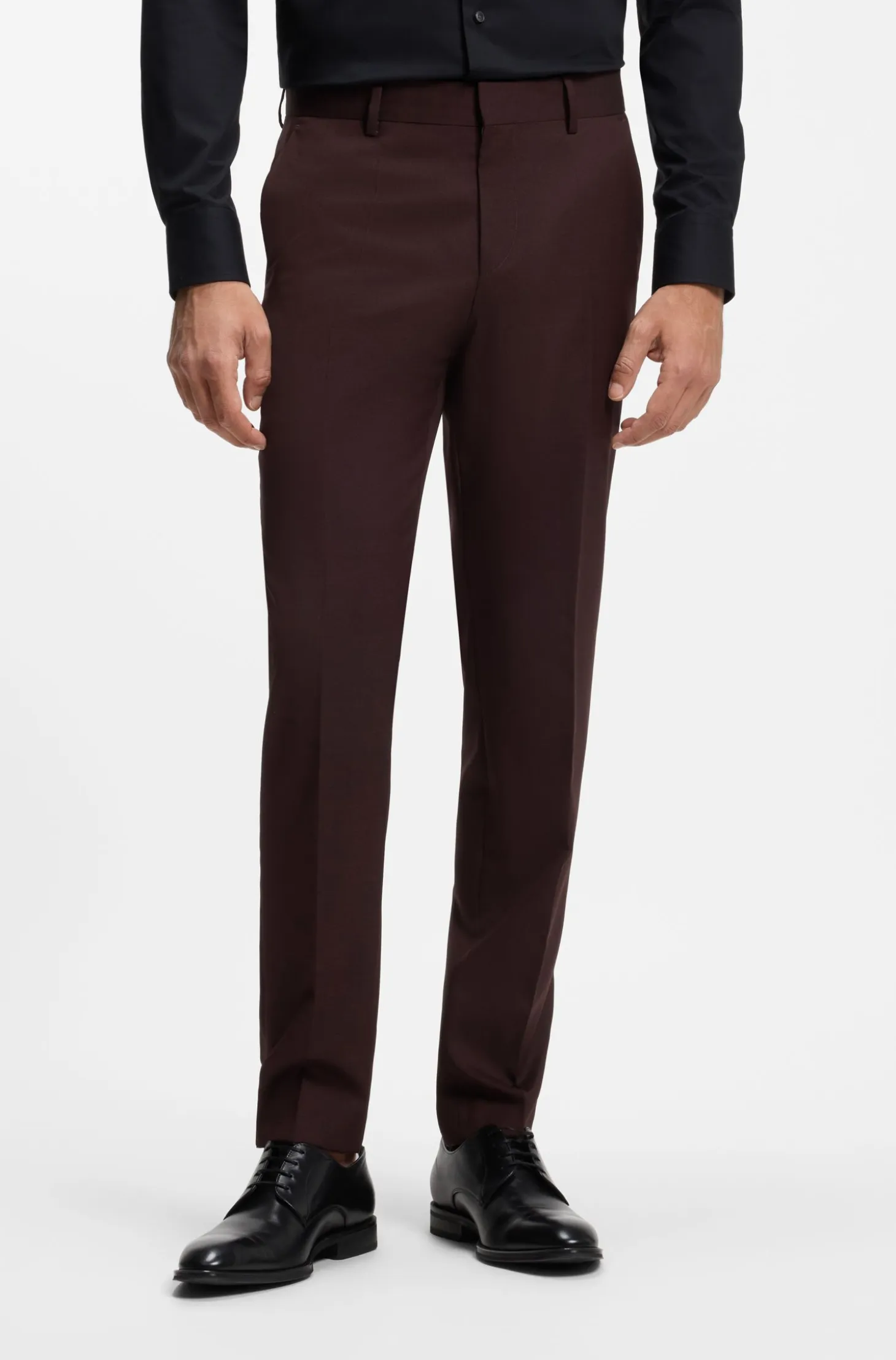 Slim-fit suit in micro-patterned virgin wool