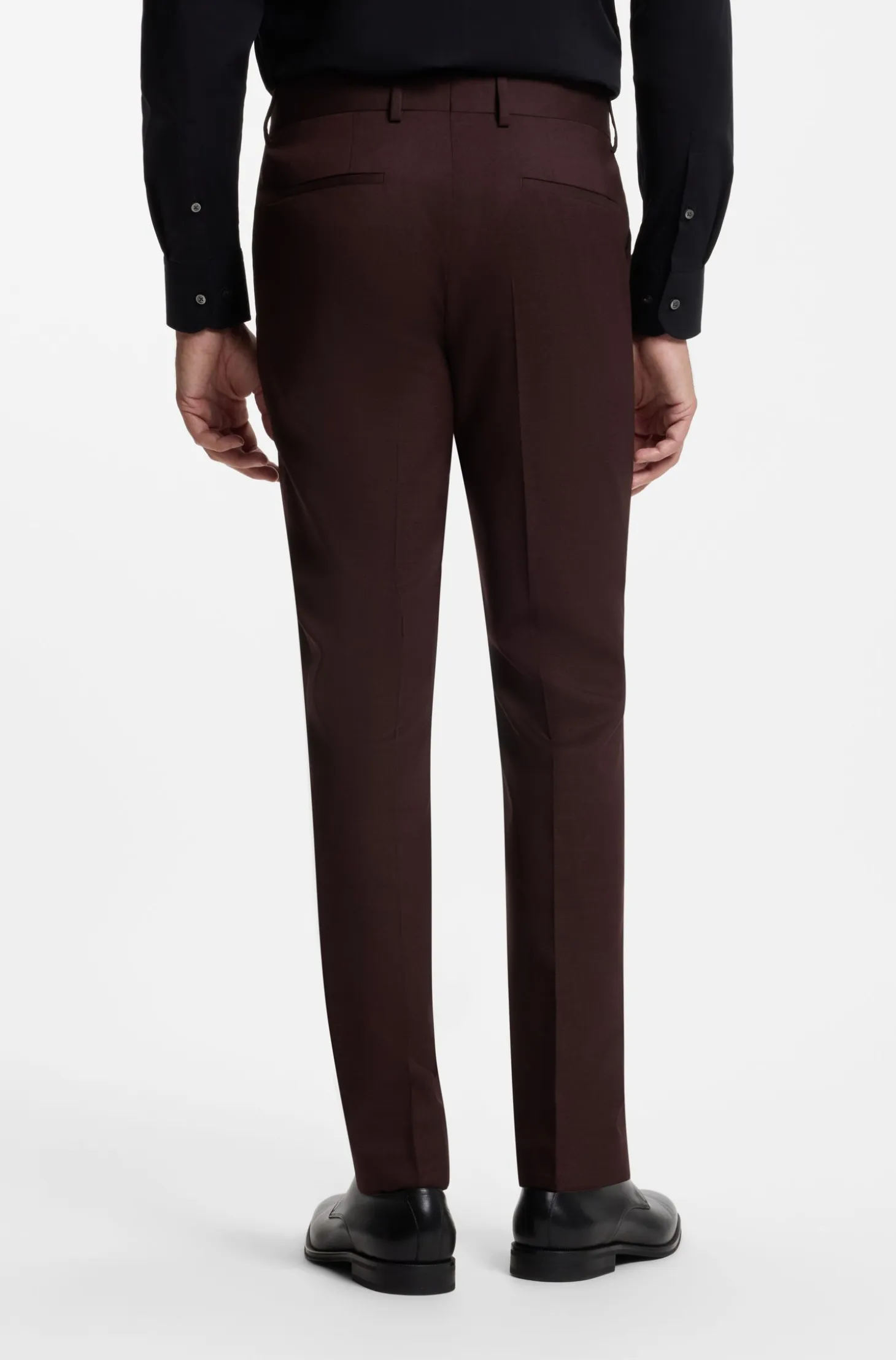 Slim-fit suit in micro-patterned virgin wool