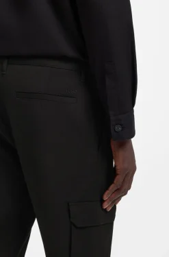 Slim-fit trousers with cargo pockets
