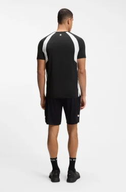 Slim-fit T-shirt in four-way stretch fabric