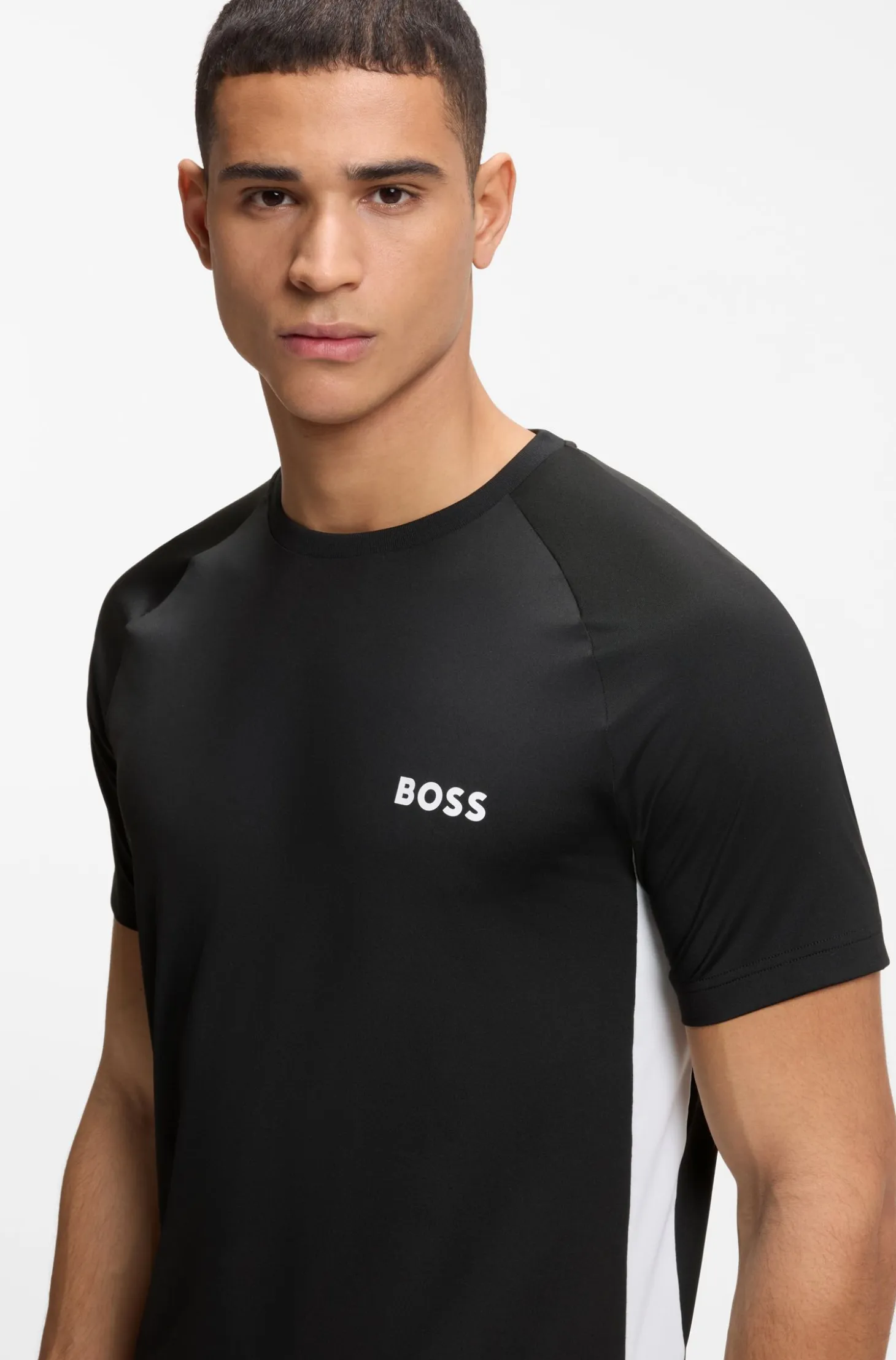 Slim-fit T-shirt in four-way stretch fabric