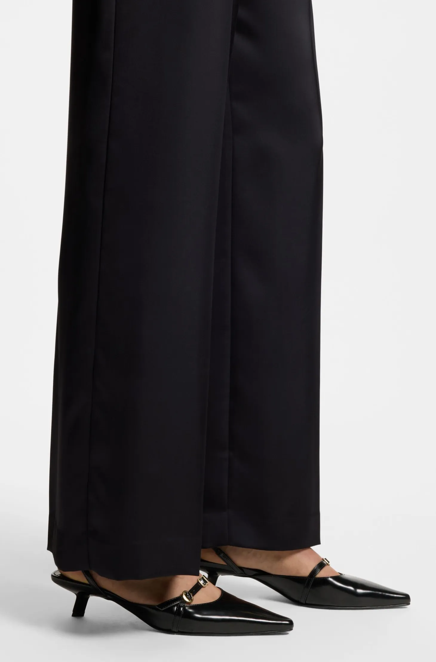 Slingback mules in brush-off leather