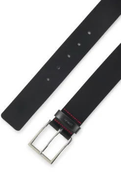 Smooth-leather belt with polished hardware