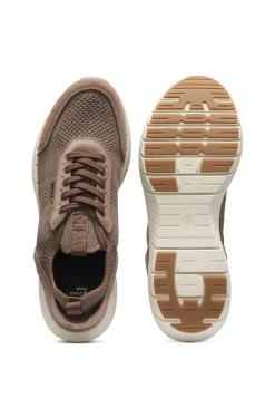Sporty slip-on trainers with suede details