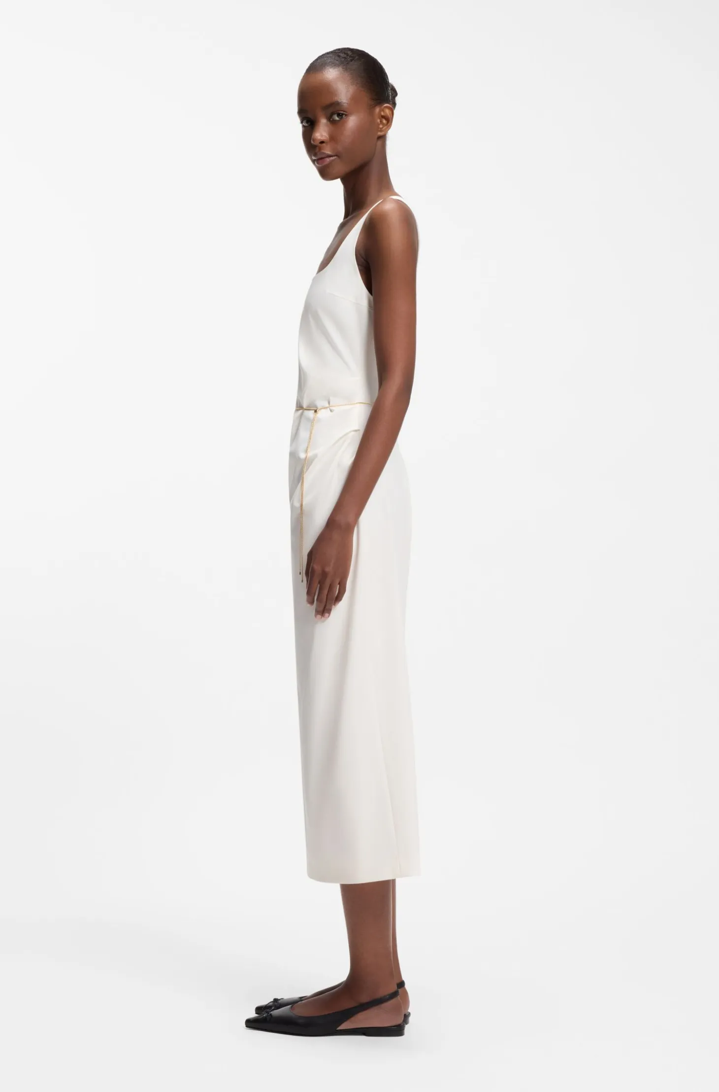 Square-neck dress with golden chain belt