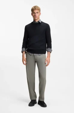 Straight-tapered-fit chinos in stretch fabric