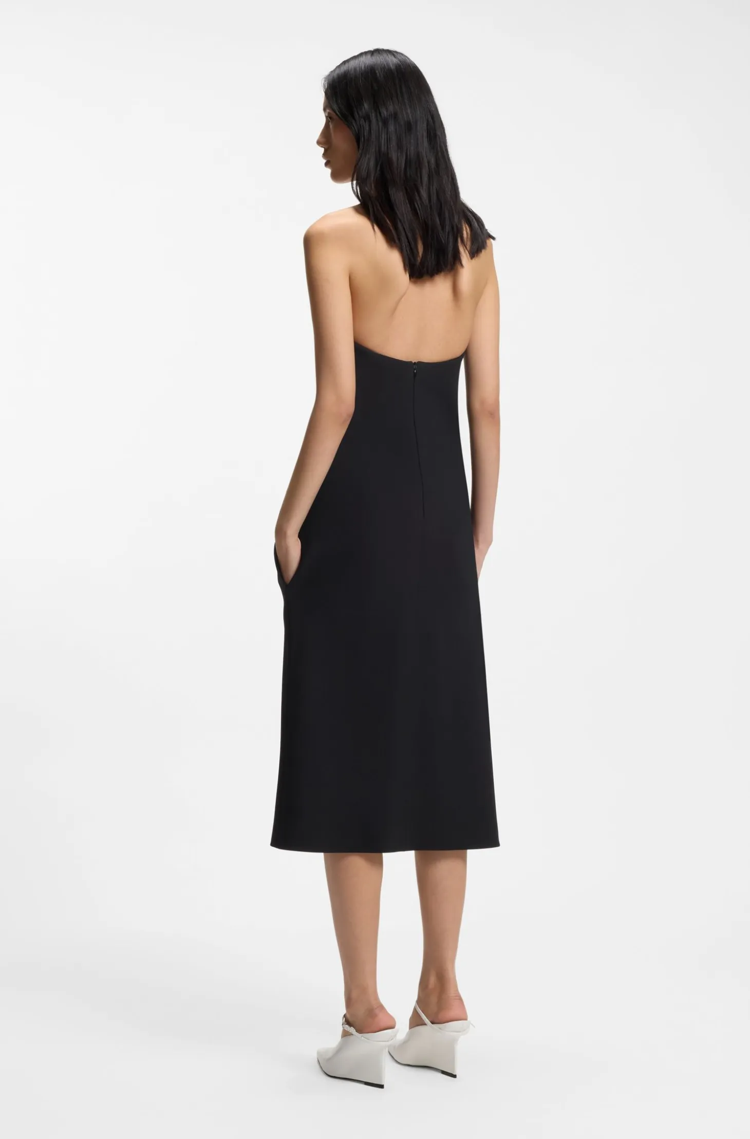 Strapless dress in stretch crepe with built-in corset