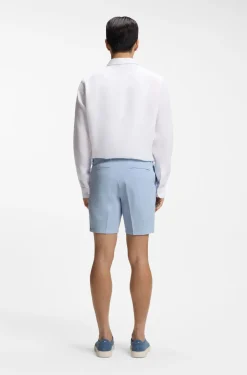 Stretch-cotton shorts in a modern fit