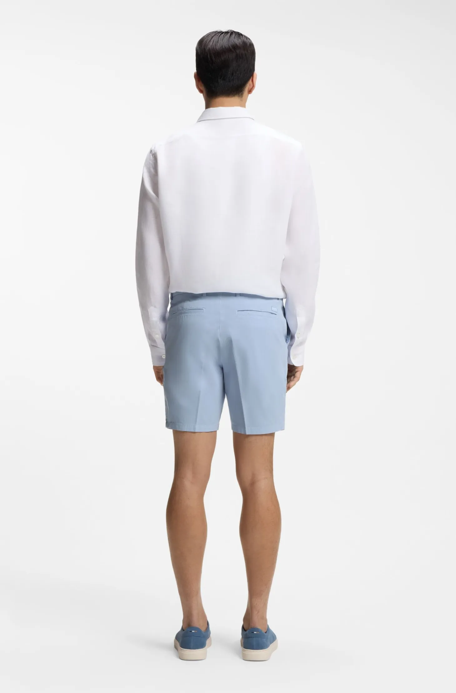 Stretch-cotton shorts in a modern fit