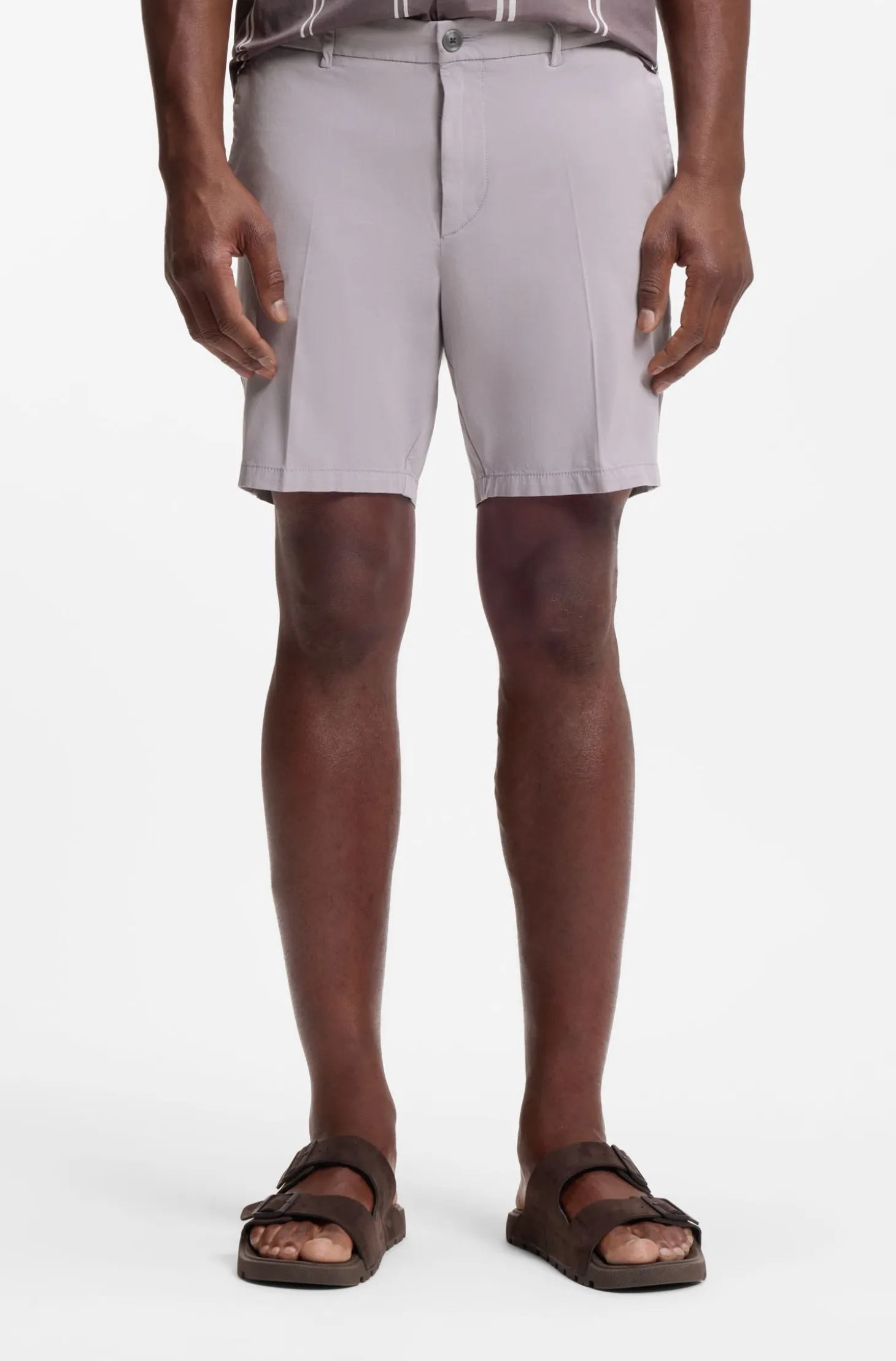 Stretch-cotton shorts in a modern fit