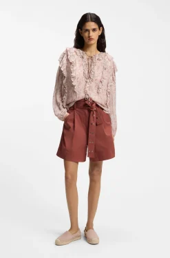 Stretch-cotton shorts with eyelet belt