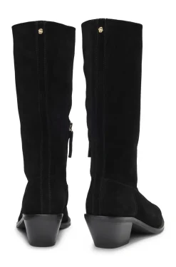Suede boots with Cuban heel