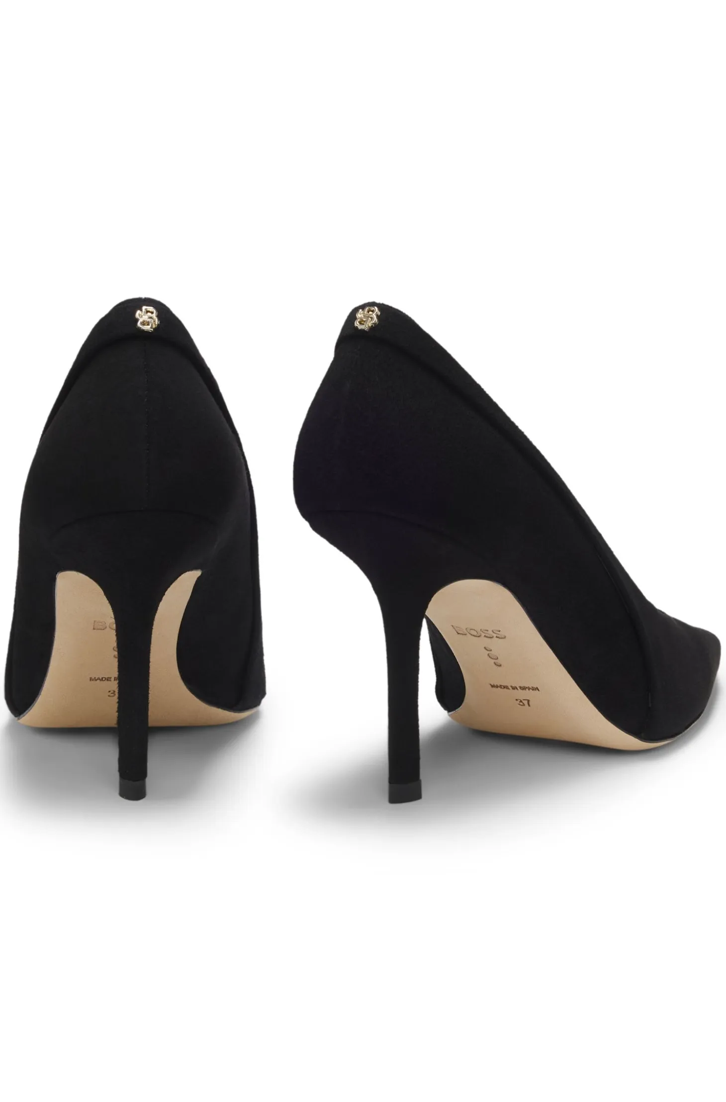Suede pumps with comfort insole